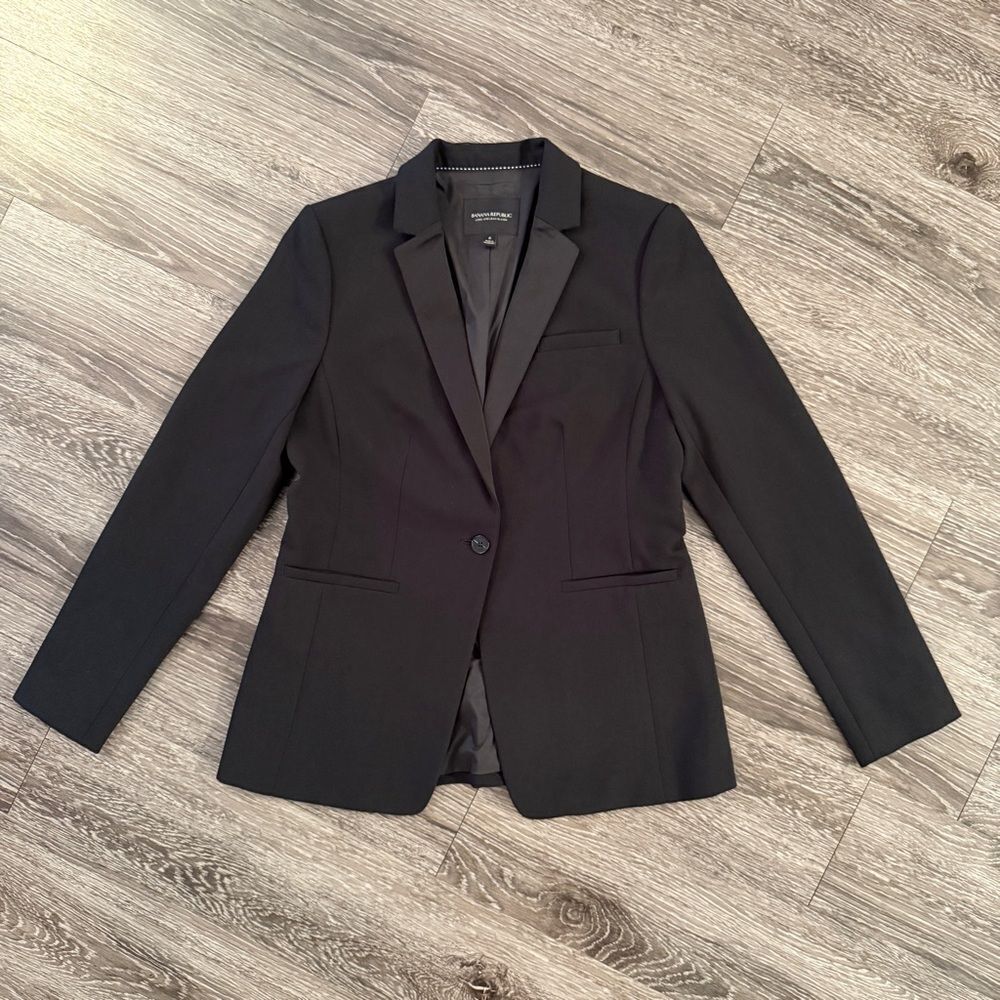 Banana Republic Long and Lean Blazer